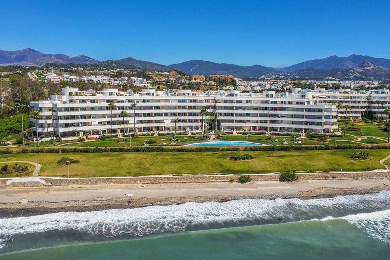 Foto f3814516-eefa-4af4-88c9-cb8a57811a39. Piso en Centro Estepona