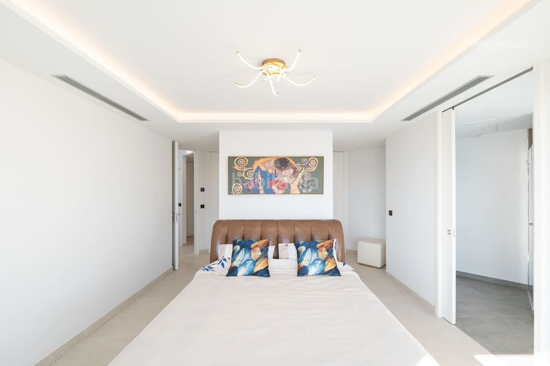 Foto efd50fe1-72fa-427f-9bf5-67a7a0f5ca6a. Casa adossada a Centro Estepona