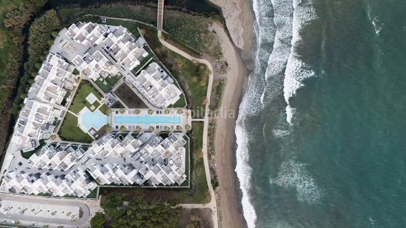 Foto fdbdb4eb-2971-4486-99a5-d058e6b6196e. Casa adossada a Centro Estepona