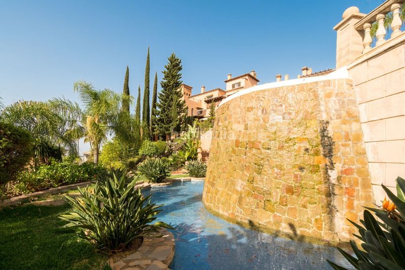 Foto 10fd34d0-f0c2-493f-8e05-1bf6124d0521. Piso en Las Brisas Marbella