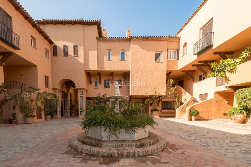 Foto 9305da6c-07b4-4a13-aaf1-9e2ded65bd6a. Piso en Las Brisas Marbella