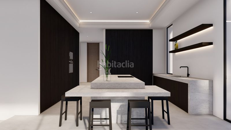 Foto f3f44cd9-7b82-4ca5-941f-10197d6bb54a. Casa adosada en Centro Estepona