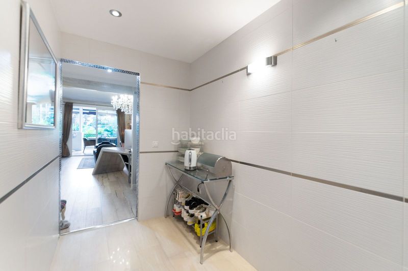 Foto 8368ef42-f2fe-49e3-974a-0396bf489995. Pis a Puerto Banús Marbella