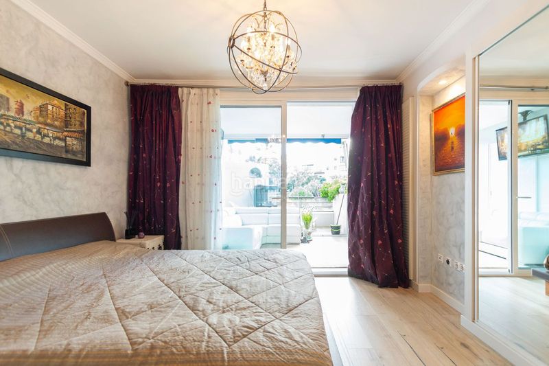 Foto abafa92b-db28-4aee-ae38-0d63f412525b. Pis a Puerto Banús Marbella