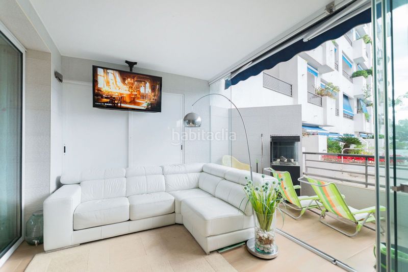 Foto d162f304-9c63-4db6-8cb5-2e5acdb9ab35. Pis a Puerto Banús Marbella