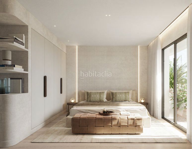 Foto bcdebd95-a817-40cb-8385-26d85bbce005. Pis a Parque Central Estepona