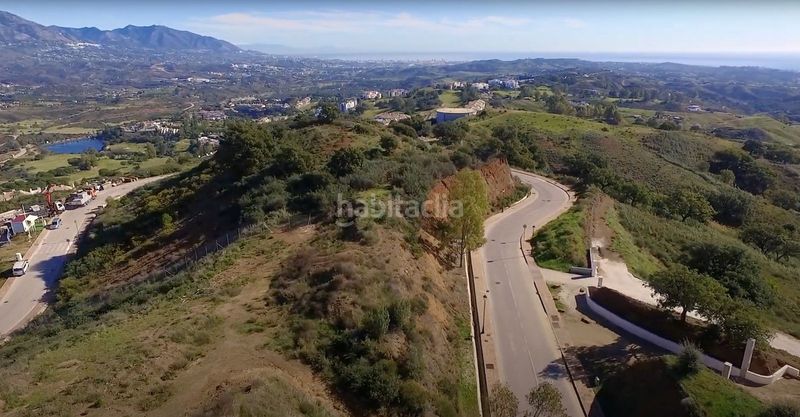 Foto cc234f04-da33-4fd7-9e70-cb3e590ea387. Terreny residencial a La Mairena Ojén