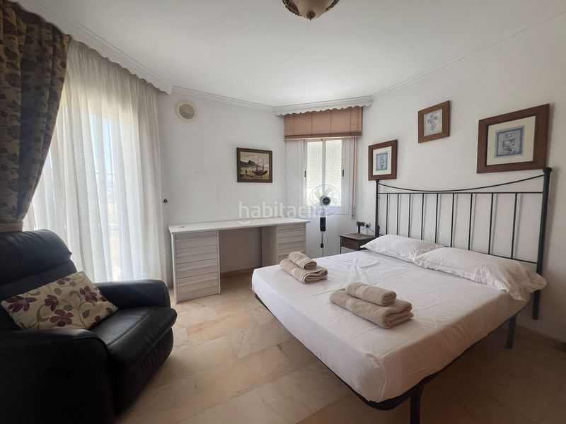 Foto 725a2dea-bf7d-4968-9ce3-11f97247fb32. Casa adossada amb aparcament a San Pedro de Alcántara Pueblo Marbella