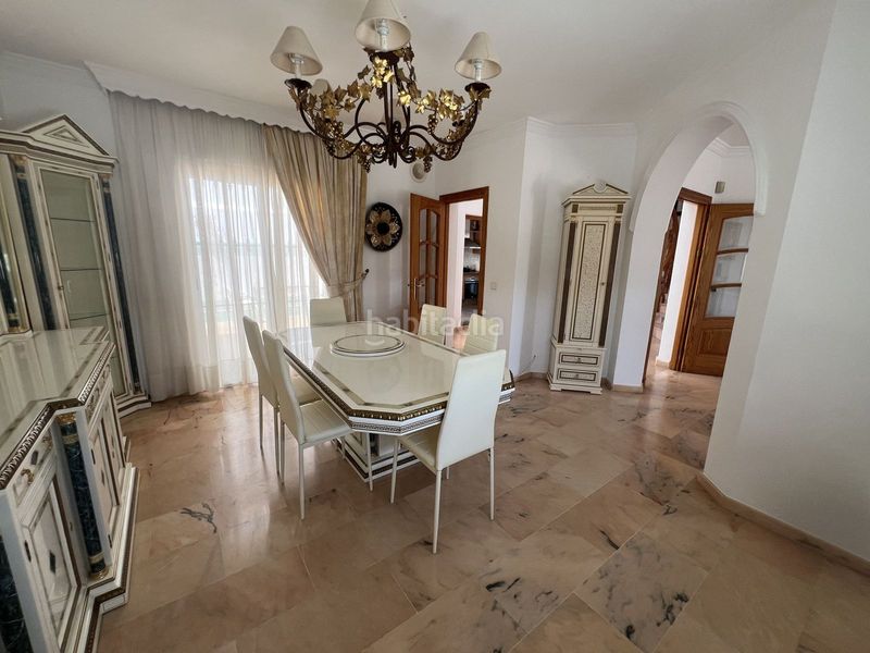 Foto aecf4342-c71d-4574-80aa-d22c3df85304. Casa adossada amb aparcament a San Pedro de Alcántara Pueblo Marbella