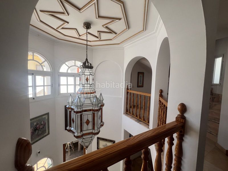Foto e39e4ab1-99b9-4675-9438-65ace0a8f7b8. Casa adossada amb aparcament a San Pedro de Alcántara Pueblo Marbella