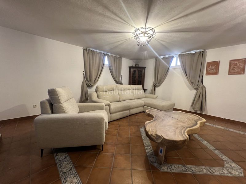 Foto ef6f6854-fb8c-46b8-a464-77393c8a5301. Casa adossada amb aparcament a San Pedro de Alcántara Pueblo Marbella