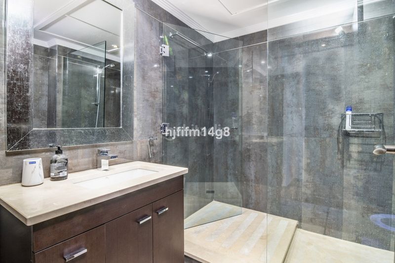 Foto 807a65c8-4a53-4bf9-958e-2fab9443a773. Piso en Las Brisas Marbella