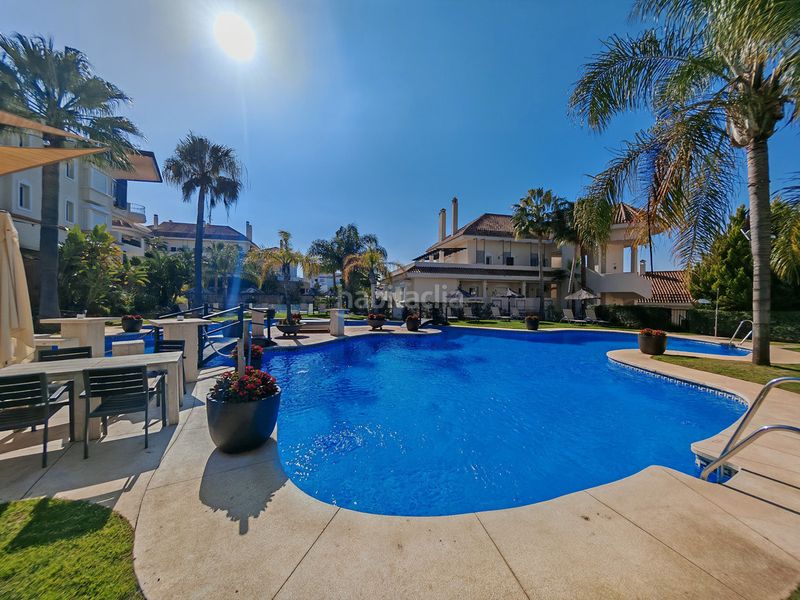 Foto 7fc8c8e8-8228-429c-8833-b13938b9b906. Piso en Las Brisas Marbella