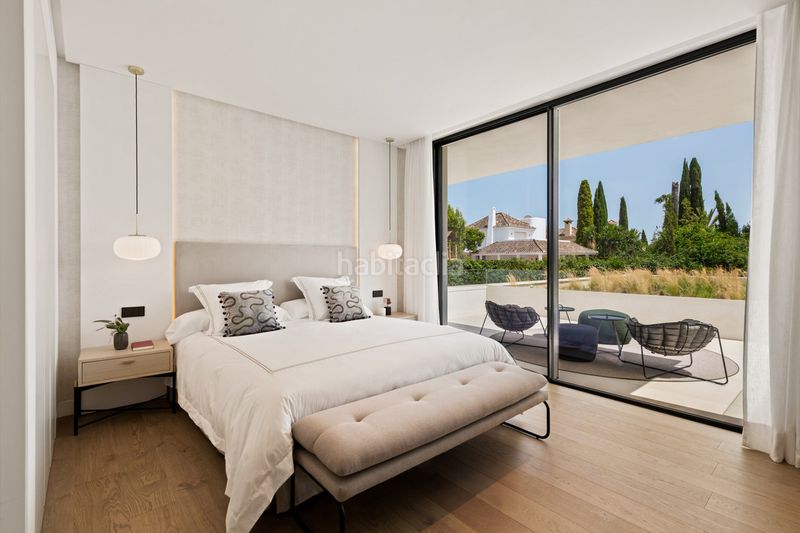 Foto 88abbacc-bdf5-48d8-bed8-3f9c1117f8b7. Casa adosada en Las Brisas Marbella