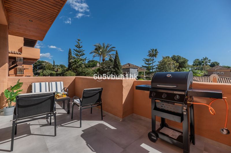 Foto e2269ff4-7d71-4af8-a02a-23312518c01a. Pis a Centro Estepona