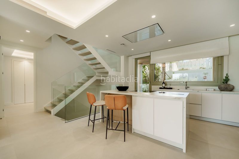 Foto 2a980bfe-debb-4572-a262-699b15ae1139. Pis a La Carolina - Guadalpín Marbella