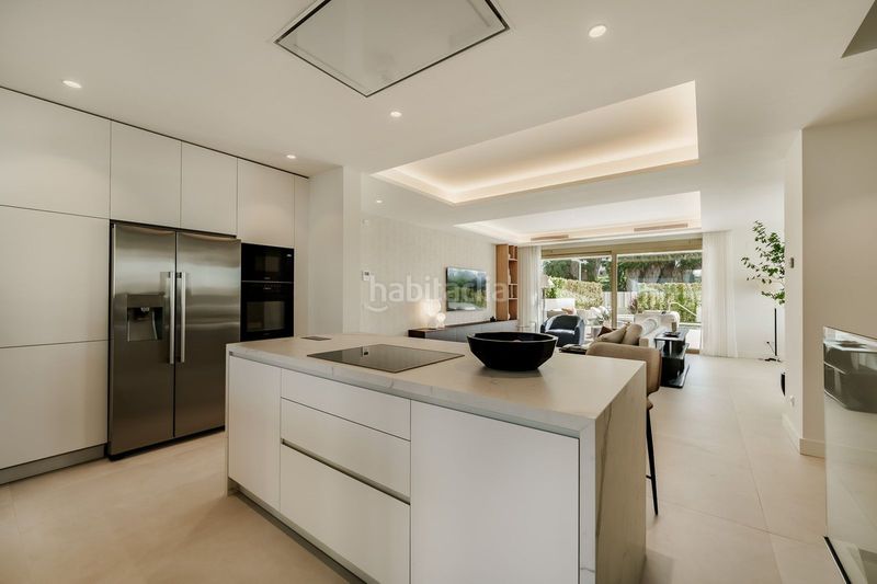 Foto 90e2e43d-bead-4c1b-ae65-0d4d38956c15. Pis a La Carolina - Guadalpín Marbella