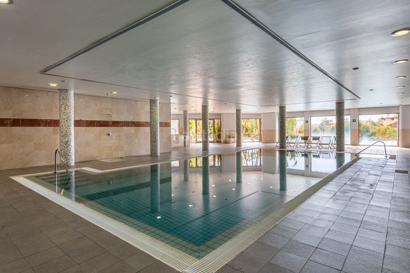 Foto e435e6a9-e6a6-4e58-9617-ecabf7ba0072. Piso en Sierra Blanca Marbella