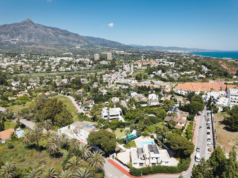 Foto 4a9e000f-b6b4-49f7-a16e-3c25f8f7b719. Casa adossada a Las Brisas Marbella