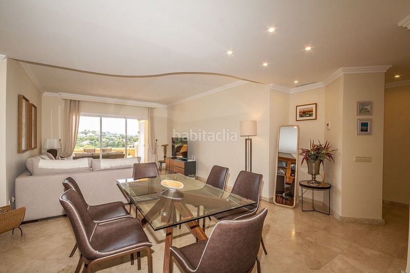 Foto 006d0fd2-c30a-4936-83b8-07eeef49371b. Piso en Elviria Marbella