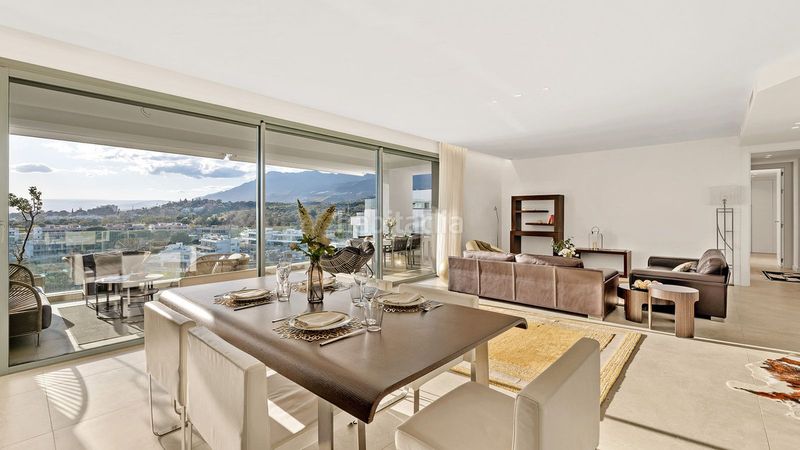 Foto d5d5ac28-2718-4d2e-9c1f-1eb05635143b. Pis amb aparcament a Los Monteros Marbella