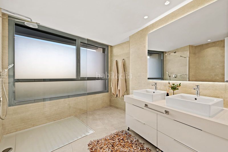 Foto 077b6f6b-9fa0-446c-a314-a1c8d6bb50b6. Piso en Los Monteros Marbella