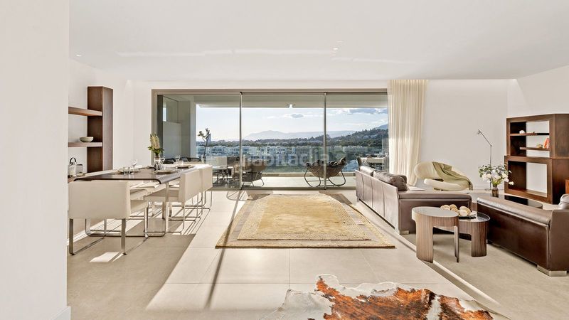 Foto 26bb0564-97f1-4a58-9f15-af59b267f43b. Piso en Los Monteros Marbella