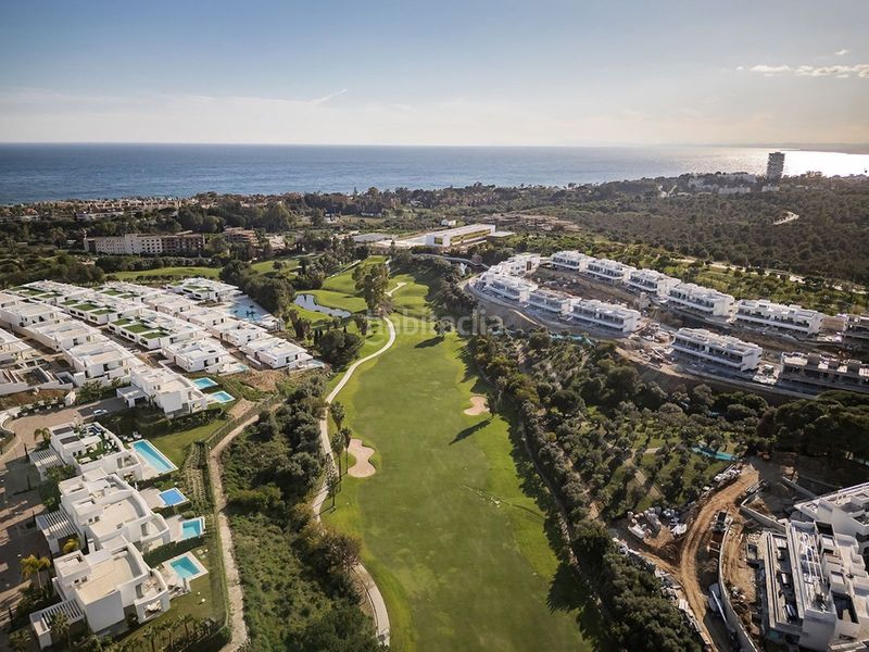 Foto ae5aeb29-16c7-4f3e-8dfe-07a1f7e5cdbe. Piso en Los Monteros Marbella