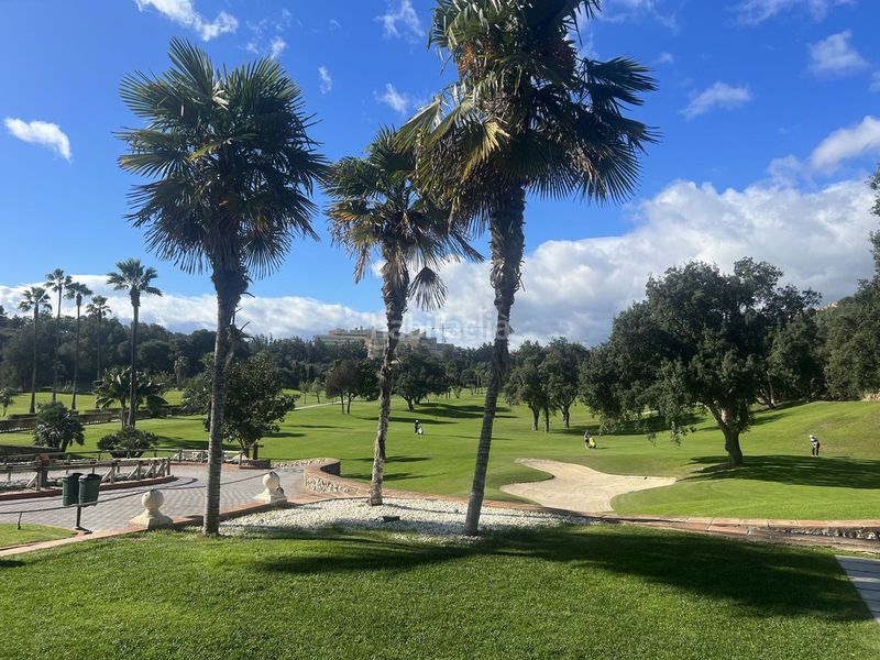 Foto b67a1ebf-932e-4e53-bd13-647cdf22c502. Piso en Los Monteros Marbella