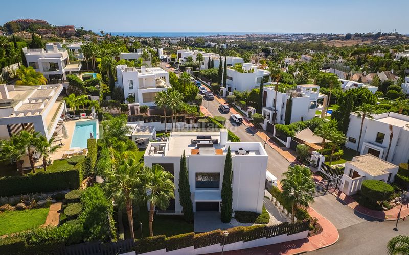Foto 347164e1-4966-4411-8473-415b03bb7989. Casa adossada a Las Brisas Marbella