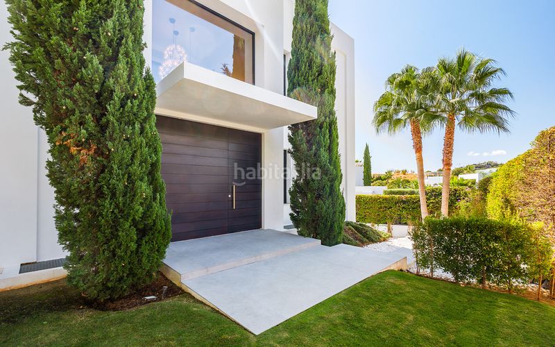 Foto 4e0c4cb5-e837-462c-a19b-5be3647a278e. Casa adossada a Las Brisas Marbella