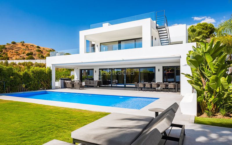 Foto 704a9018-c0bf-44e4-b3d9-cca3419b78eb. Casa adossada a Las Brisas Marbella