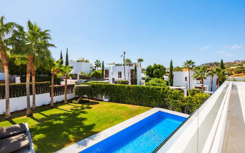 Foto d6971b66-cfd5-4cf5-b954-93e75f206d0e. Casa adossada a Las Brisas Marbella