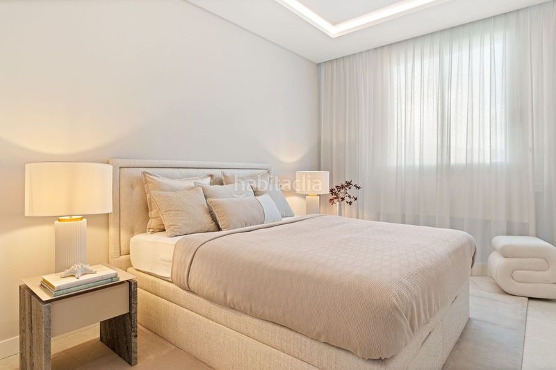 Foto 617bca7e-302f-4dbf-a6e0-717c5a1867b7. Piso en Los Monteros Marbella