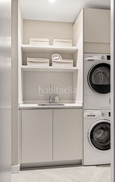 Foto 71127412-cc2d-4b8e-8775-4f4ffefa537f. Piso en Los Monteros Marbella