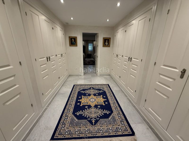 Foto f666b3cf-f9ef-461f-8b9c-850e4f32567a. Pis a Puerto Banús Marbella