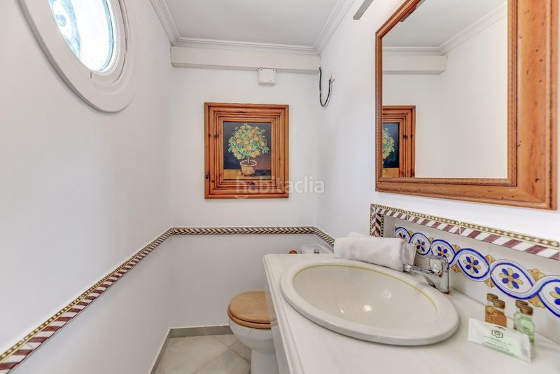 Foto 55dccbe3-038a-4ed0-b729-1345f95f6e28. Casa adossada amb aparcament a Las Brisas Marbella