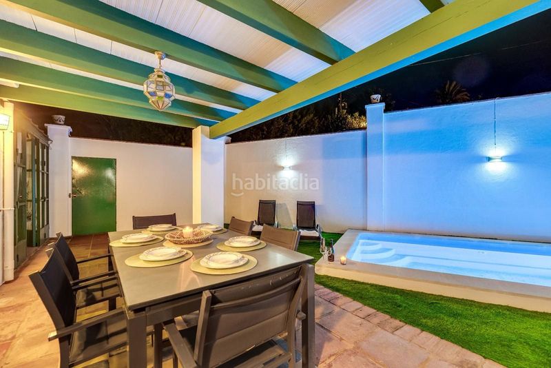 Foto db1379c2-f77e-45b9-9576-c729243a6df5. Casa adossada amb aparcament a Las Brisas Marbella