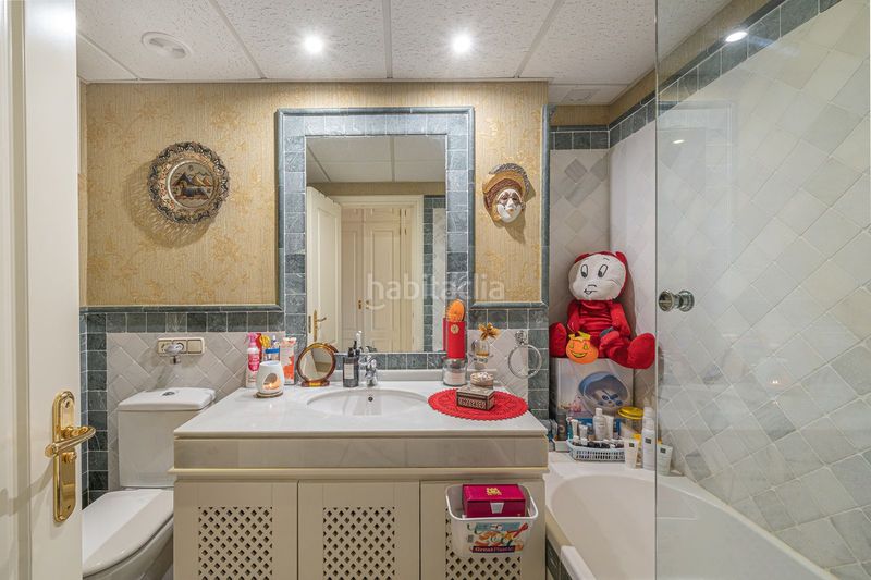 Foto 403d1361-562d-4351-99c4-69e3ed300f3e. Piso en La Carolina - Guadalpín Marbella