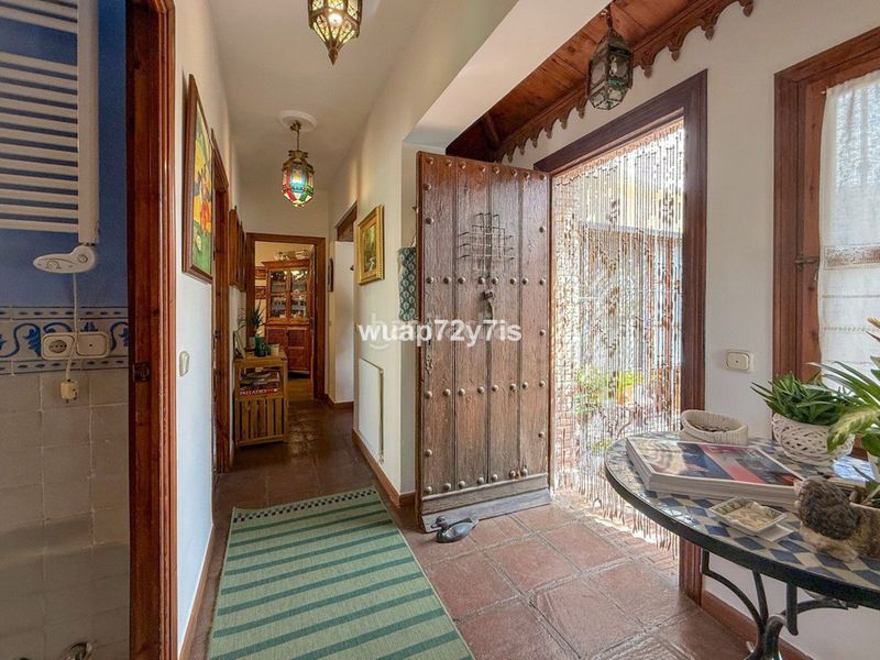 Foto 27285e56-c631-4065-ade7-9ab9afafc538. Casa adossada a Sierra Blanca Marbella