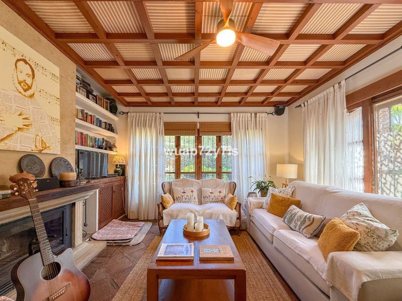 Foto b1114bb7-9955-45a2-960a-ca94692189c8. Casa adossada a Sierra Blanca Marbella