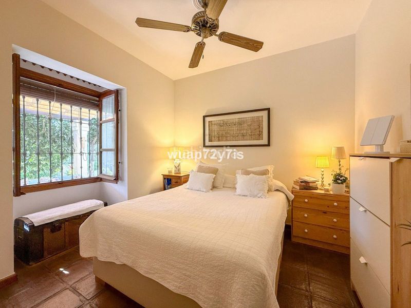 Foto e15f31b7-5702-4724-9d1e-f125b3571447. Casa adossada a Sierra Blanca Marbella
