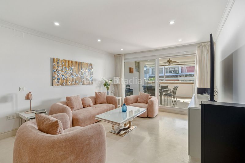 Foto 590f0c2d-c596-4bde-addf-14a9c361533c. Pis a La Carolina - Guadalpín Marbella