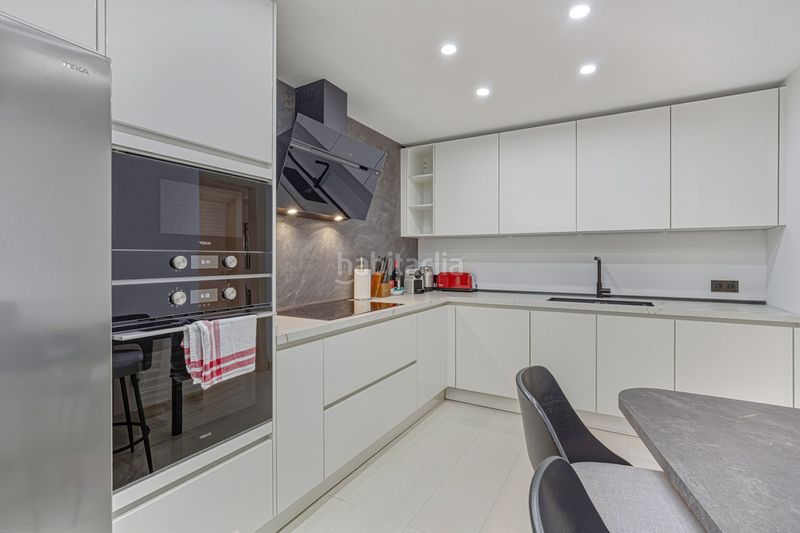 Foto 986d94bc-e9ae-4c14-bcab-8017e98e5f6b. Pis a La Carolina - Guadalpín Marbella