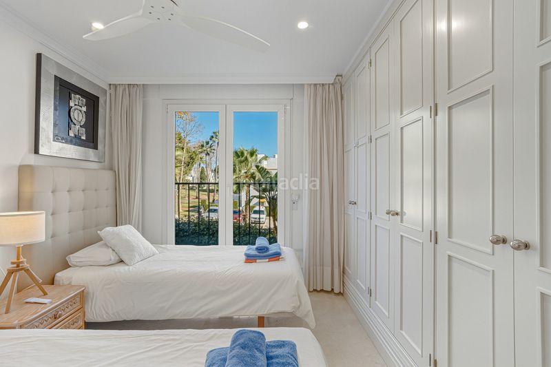 Foto a10cd2fc-7ffe-43b0-b895-ba95a9cc2f7c. Pis a La Carolina - Guadalpín Marbella