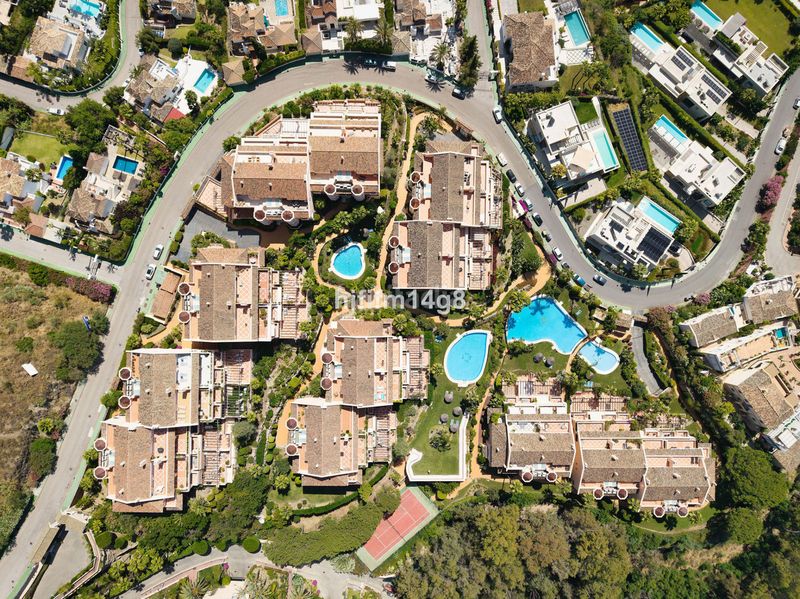 Foto 62463834-087b-4a97-95e4-1479762c4c61. Piso en Las Brisas Marbella