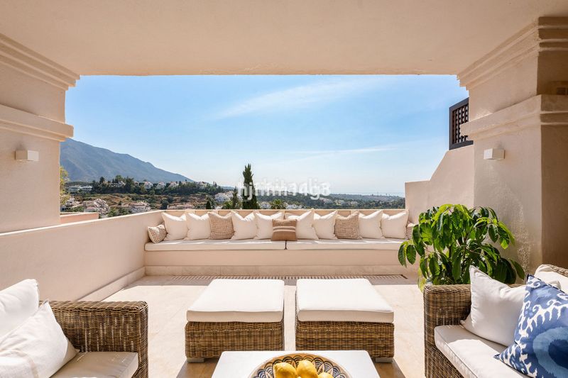 Foto ec8cba09-1337-414e-8cff-5d63da2fa641. Piso en Las Brisas Marbella