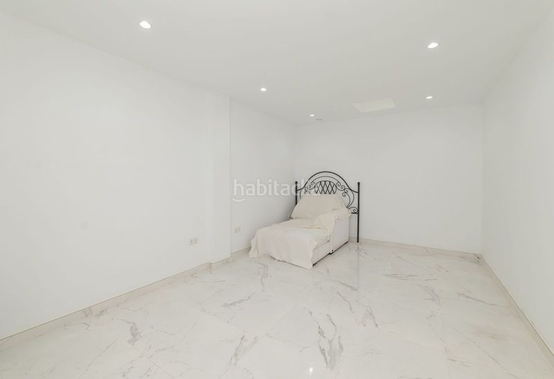 Foto 4fa31df0-0706-4d36-ba5f-9ccbf781f896. Casa adosada en bahía de Marbella Marbella