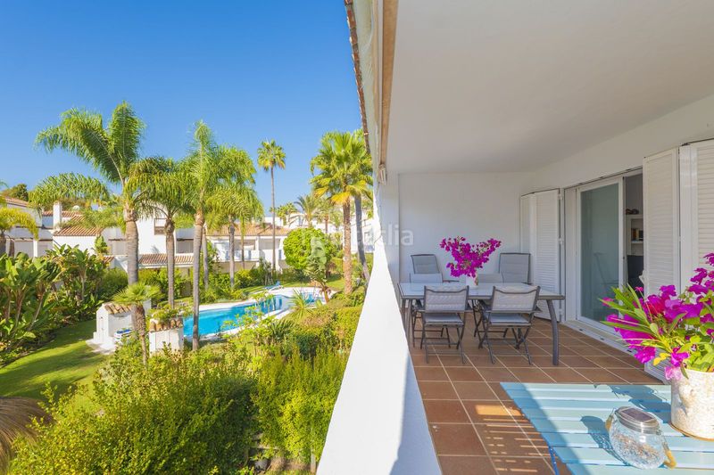 Foto d07f3102-56e9-49d3-8c10-6e98bfcbe19d. Casa adosada en bahía de Marbella Marbella