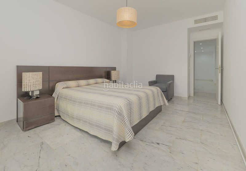 Foto e6e1274c-52ac-4714-8816-5ad38b084c7a. Casa adosada en bahía de Marbella Marbella
